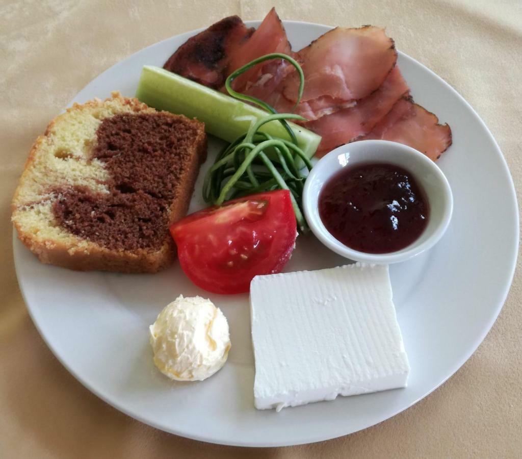 Hotel Continental 키텐 외부 사진