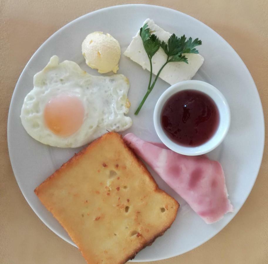 Hotel Continental 키텐 외부 사진